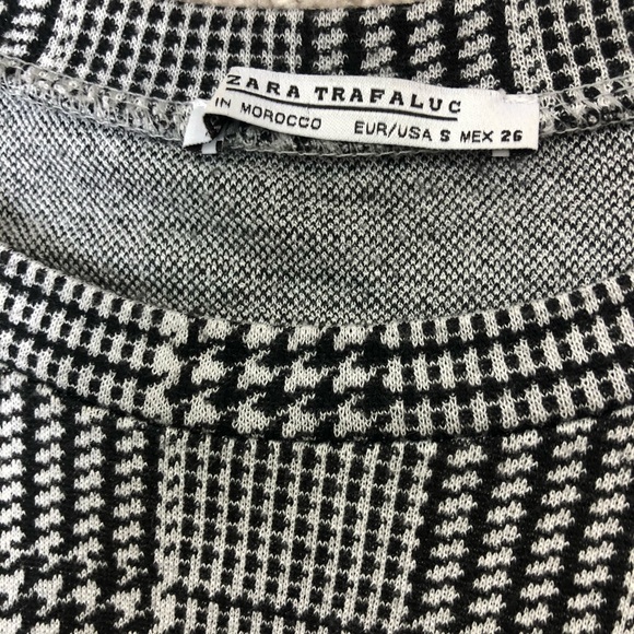 Zara Gray Houndstooth Leaf Patch Peplum Blouse Size S - Picture 10 of 10